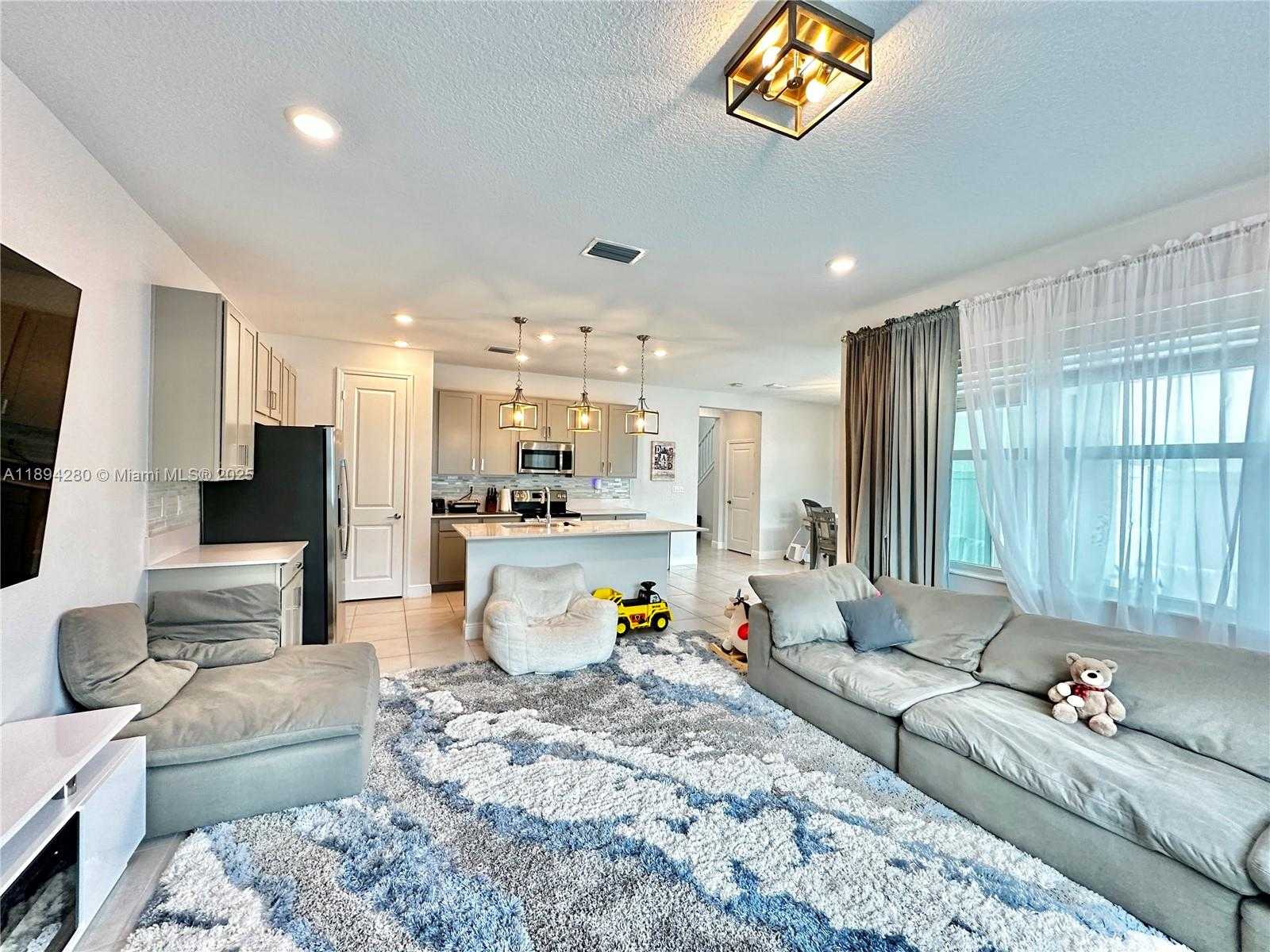 Small Image of 1101 AZUL CT, Deerfield Beach Number 19