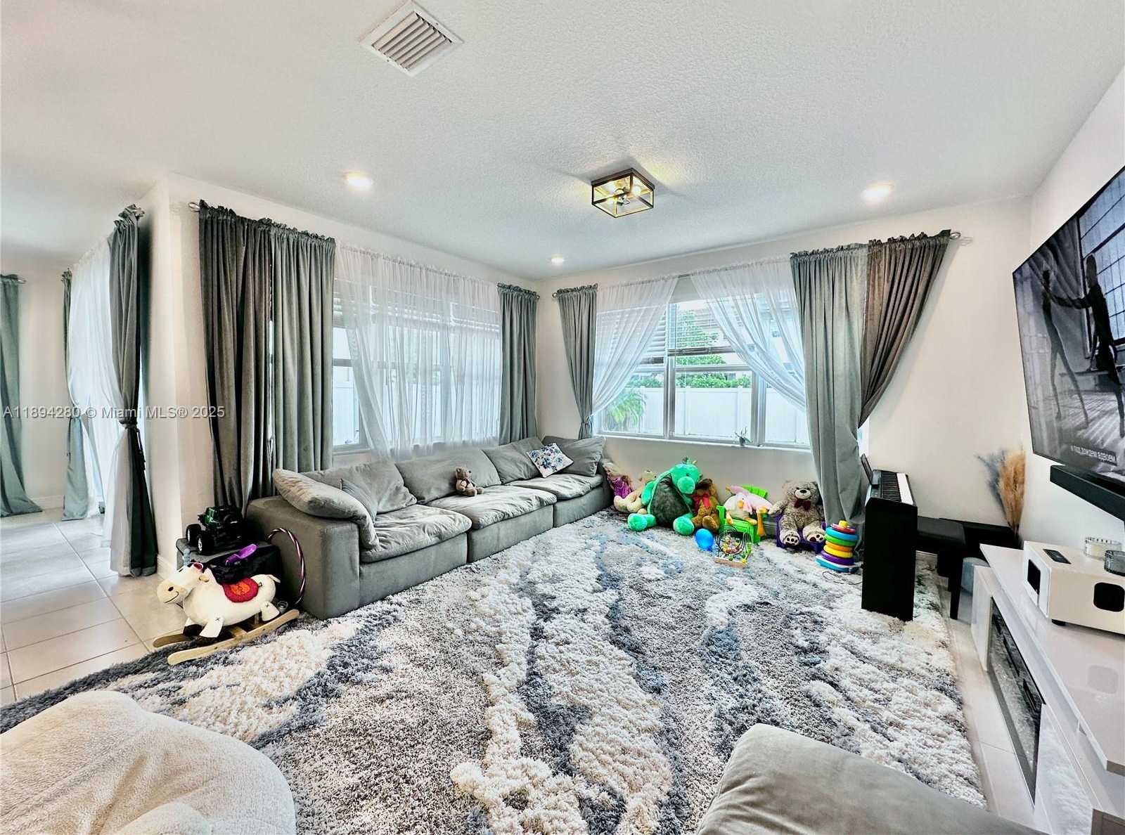 Small Image of 1101 AZUL CT, Deerfield Beach Number 21