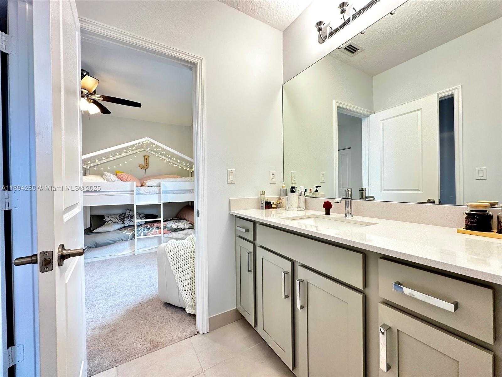 Small Image of 1101 AZUL CT, Deerfield Beach Number 33
