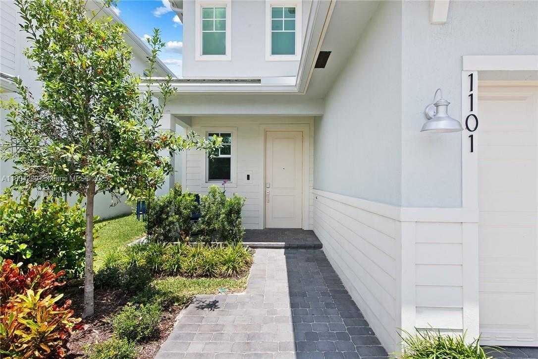 Small Image of 1101 AZUL CT, Deerfield Beach Number 4
