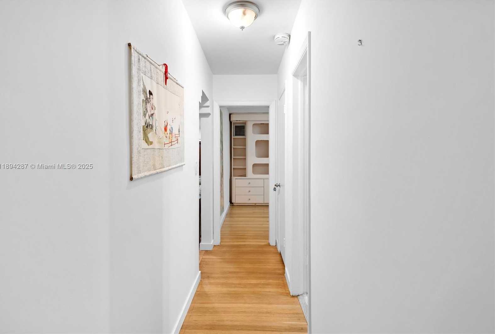 Small Image of 4590 ADAMS AVE, Miami Beach Number 26