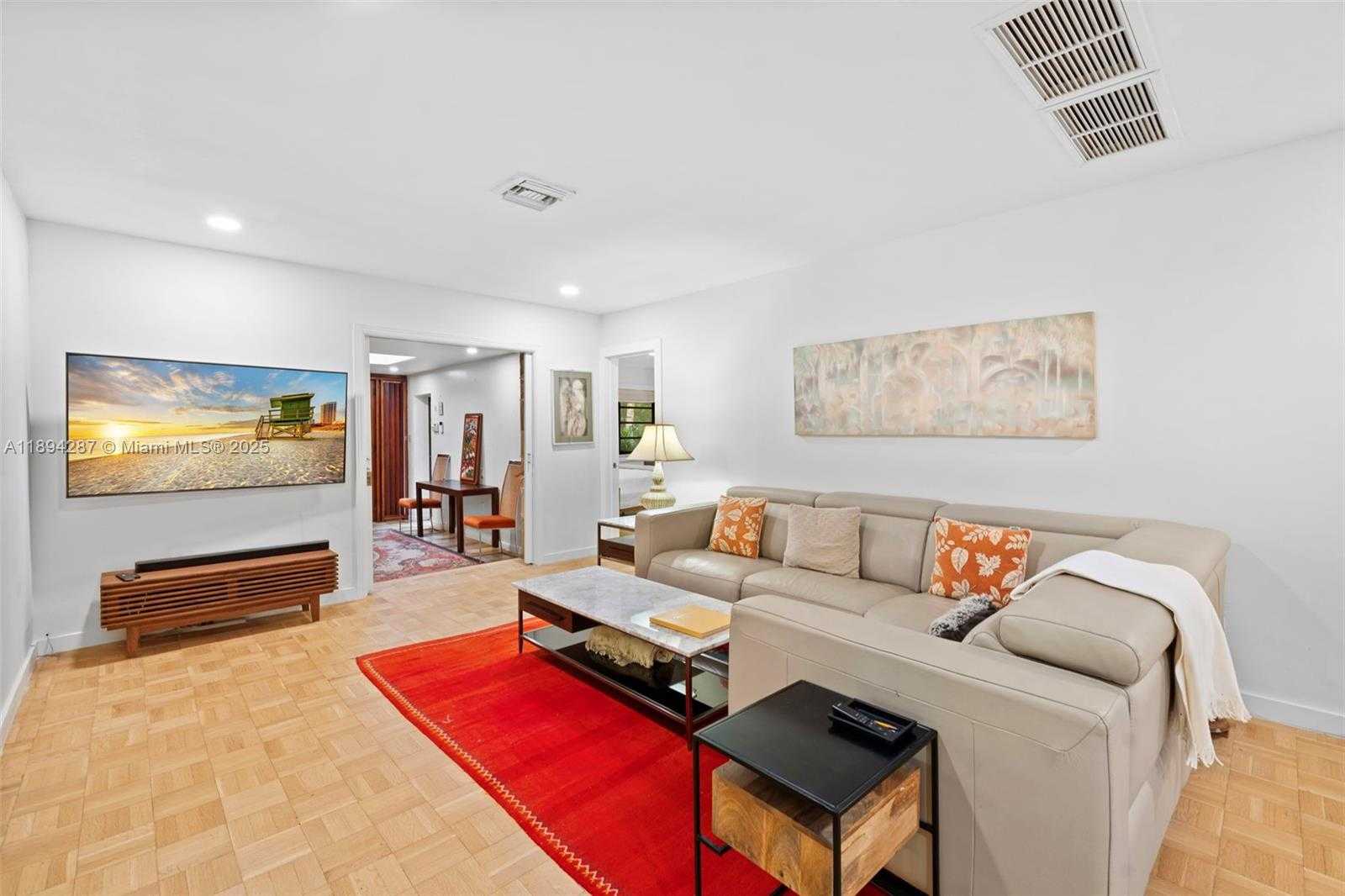 Small Image of 4590 ADAMS AVE, Miami Beach Number 33