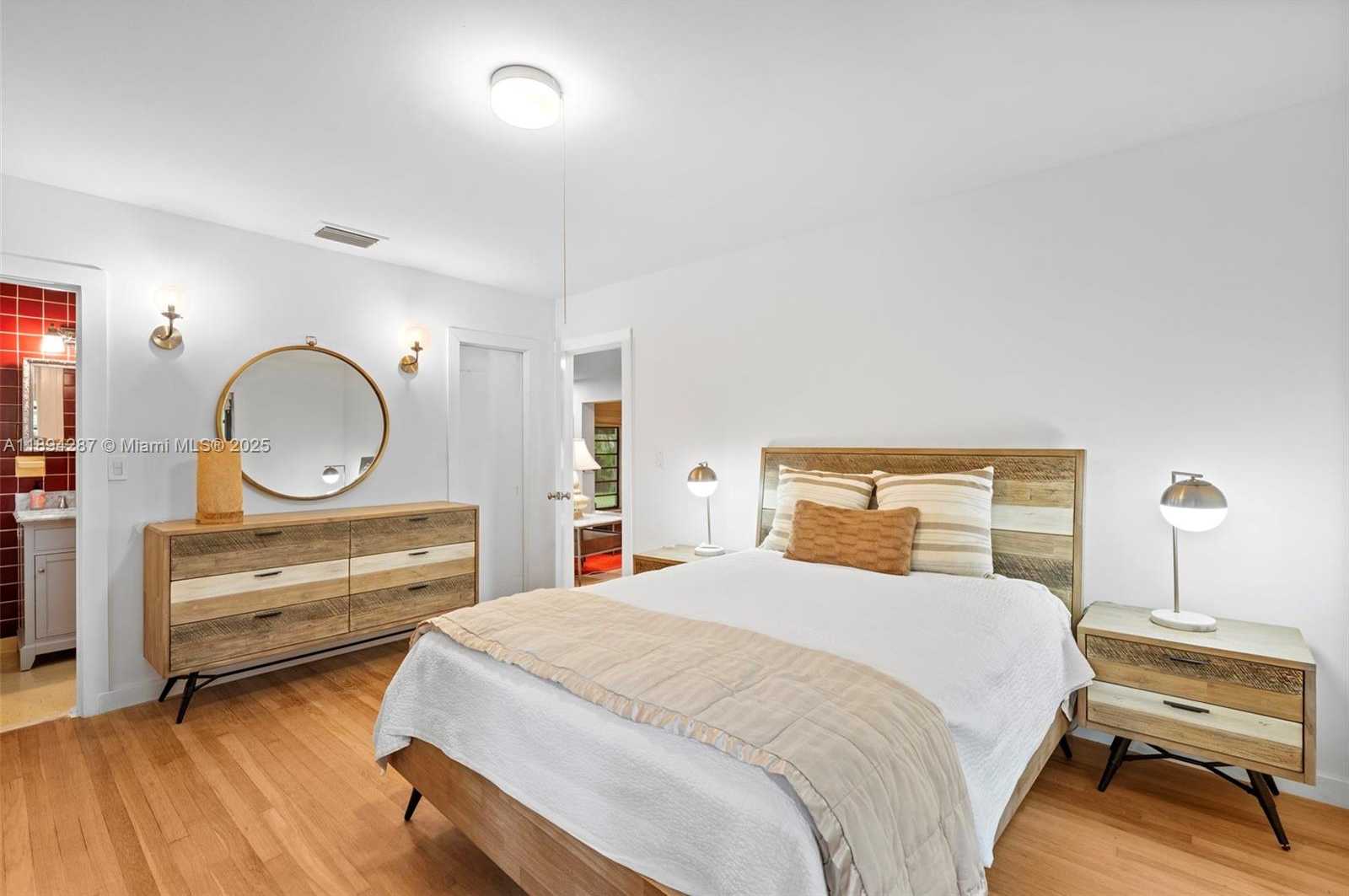 Small Image of 4590 ADAMS AVE, Miami Beach Number 43
