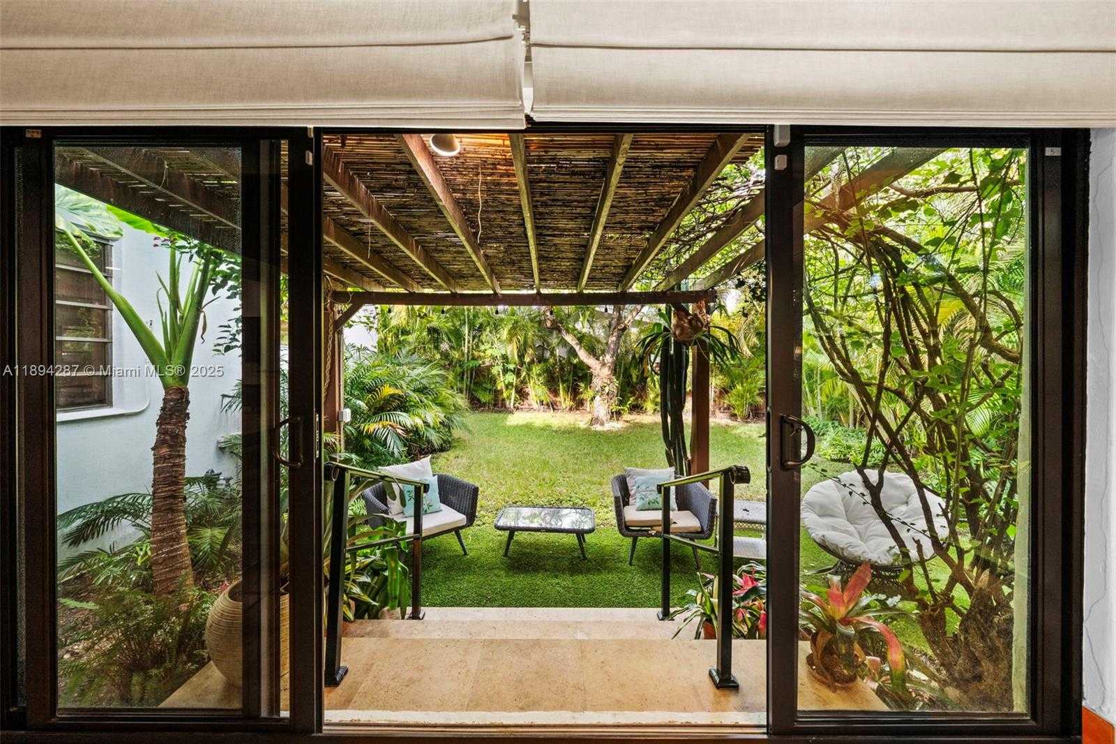 Small Image of 4590 ADAMS AVE, Miami Beach Number 9