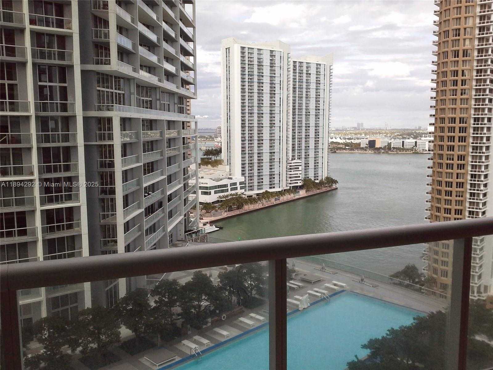 Small Image of 495 BRICKELL AVE #2208, Miami Number 3