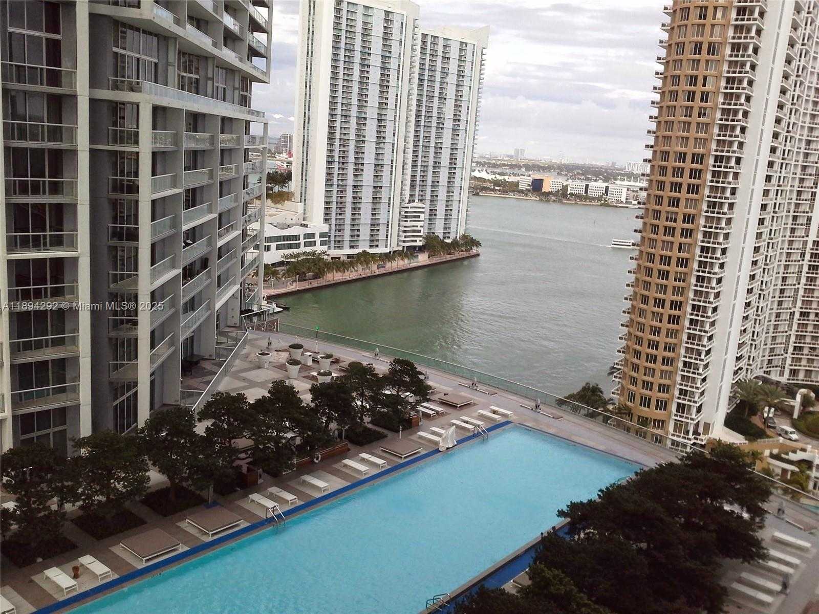 Small Image of 495 BRICKELL AVE #2208, Miami Number 6