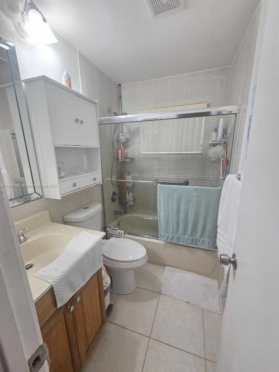 Small Image of 5010 NORTH WEST 51ST CT, Tamarac Number 10