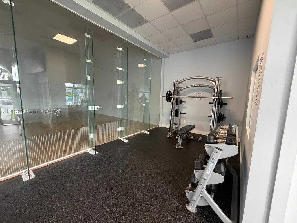 Small Image of 14371 SOUTH WEST 136TH AVE, Miami Number 15
