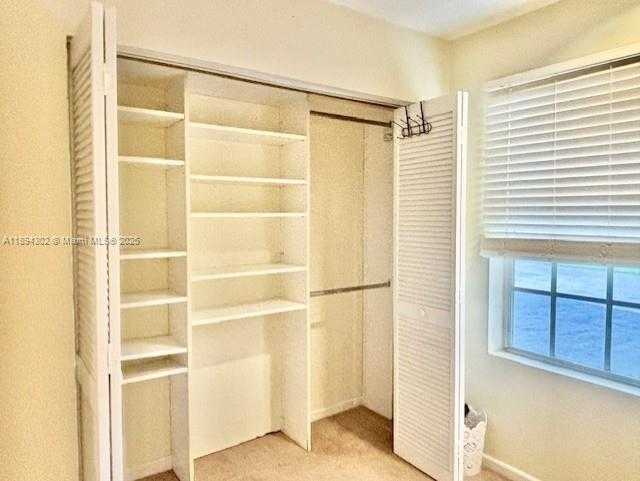 Small Image of 14911 SOUTH WEST 140TH CT, Miami Number 16