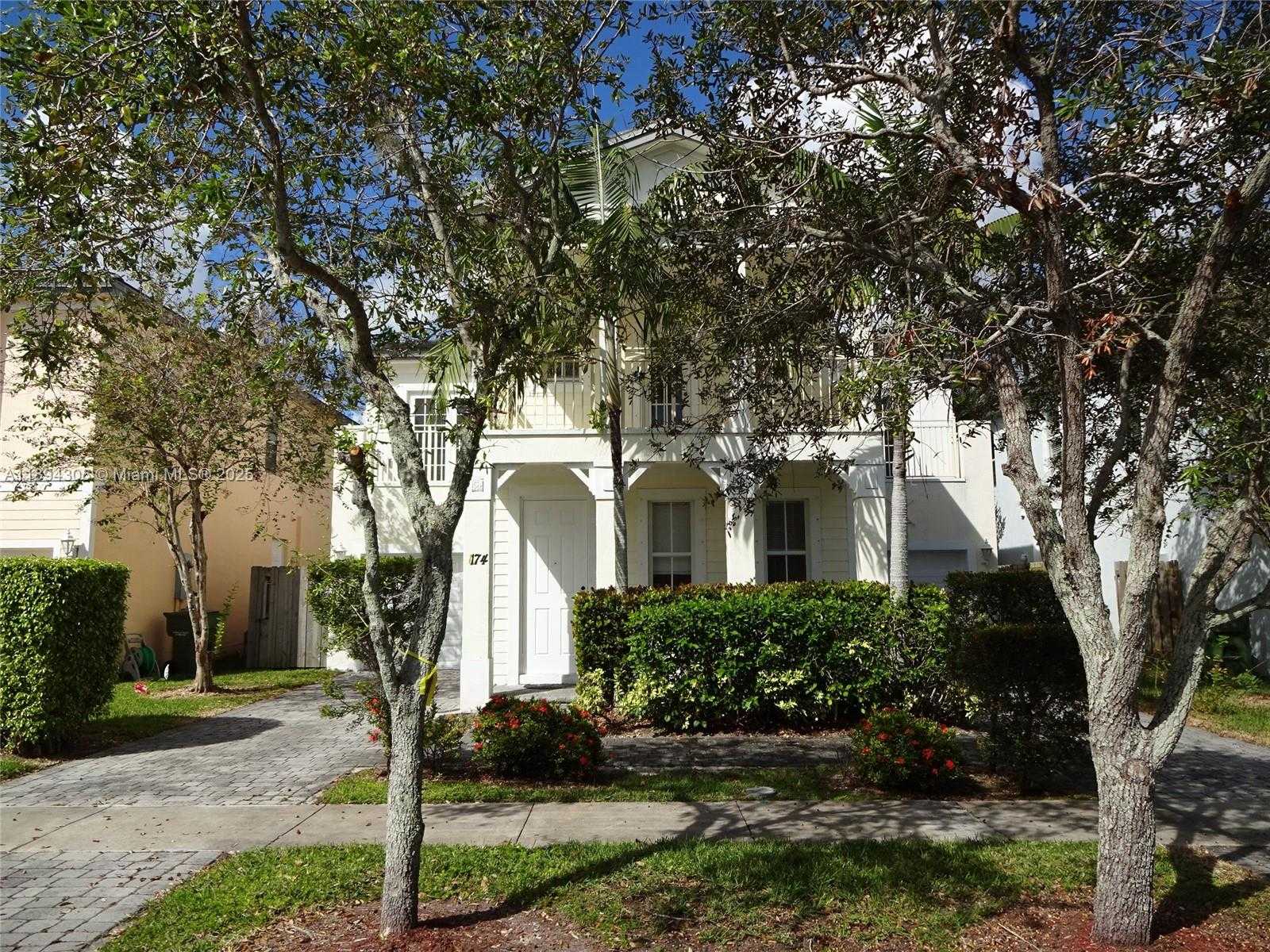 Small Image of 174 NORTH EAST 32ND TER #174, Homestead Number 4
