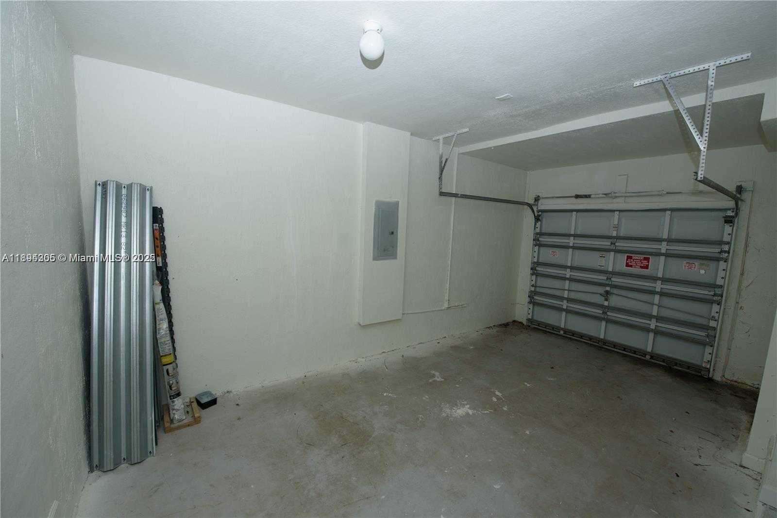 Small Image of 174 NORTH EAST 32ND TER #174, Homestead Number 49