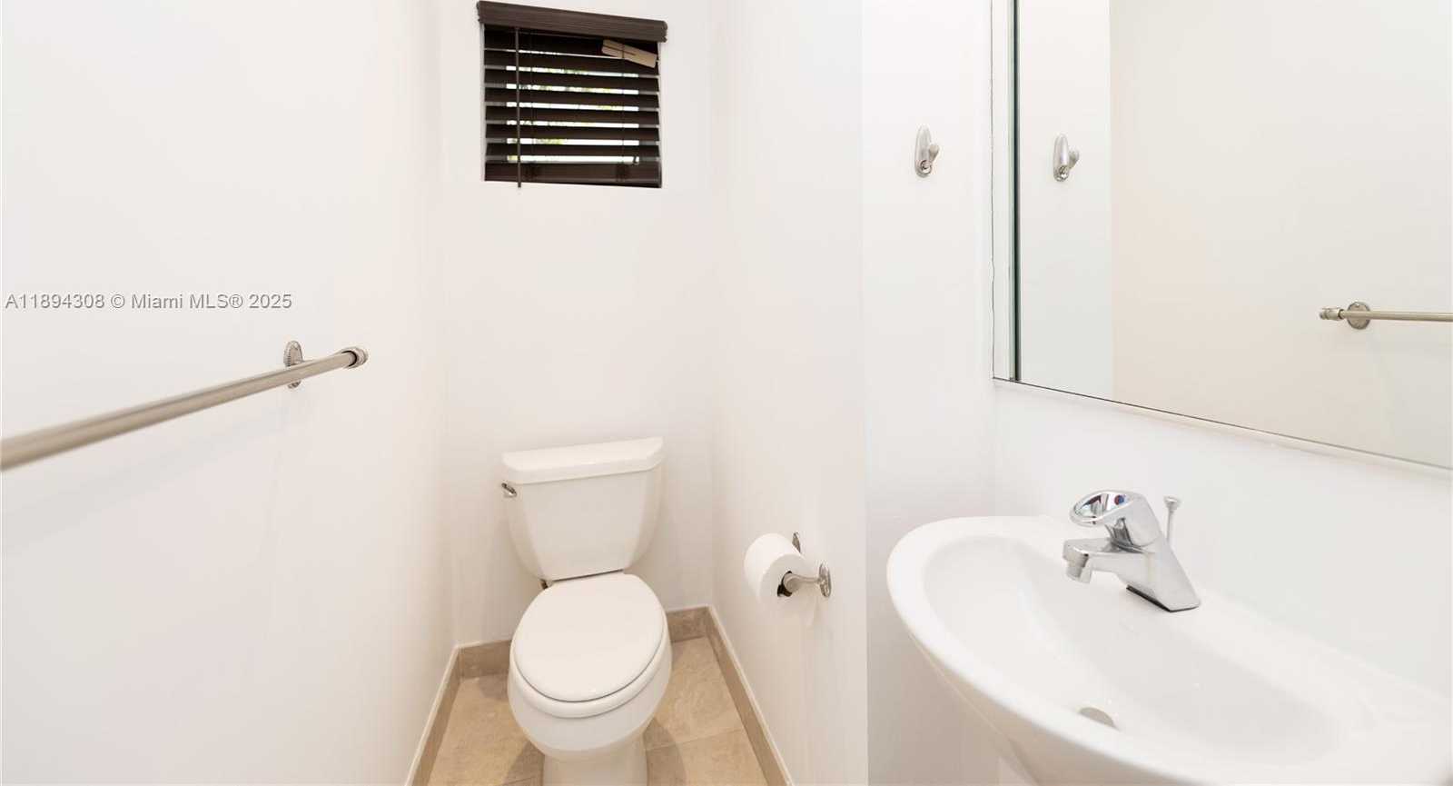 Small Image of 212 WASHINGTON AVE #9, Miami Beach Number 13