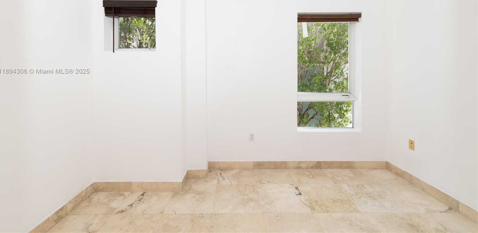 Small Image of 212 WASHINGTON AVE #9, Miami Beach Number 31