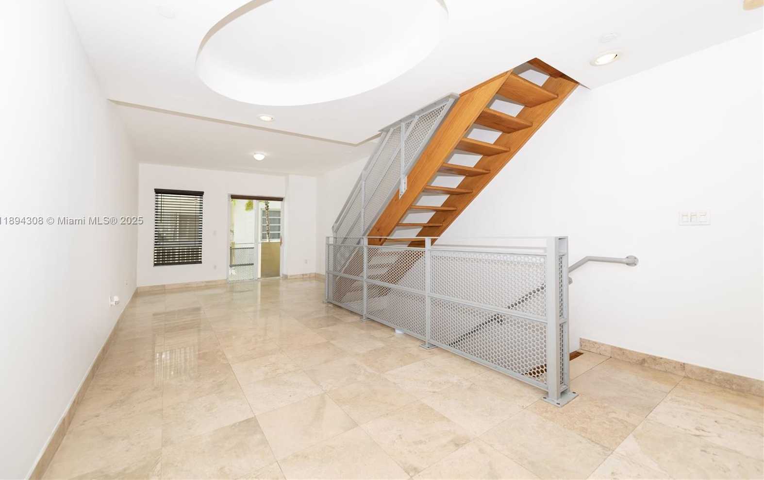 Small Image of 212 WASHINGTON AVE #9, Miami Beach Number 9