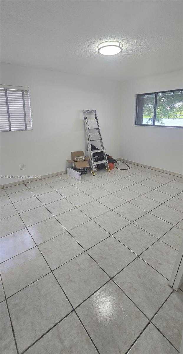 Small Image of 9723 HAMMOCKS BLVD #102, Miami Number 11