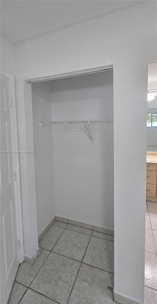 Small Image of 9723 HAMMOCKS BLVD #102, Miami Number 14