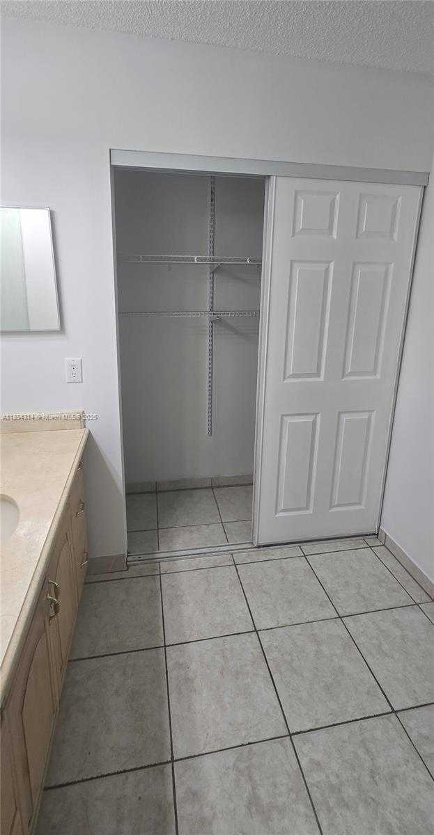 Small Image of 9723 HAMMOCKS BLVD #102, Miami Number 15