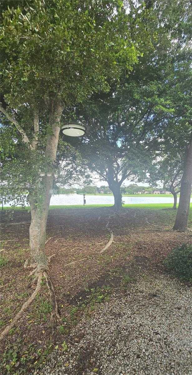 Small Image of 9723 HAMMOCKS BLVD #102, Miami Number 20