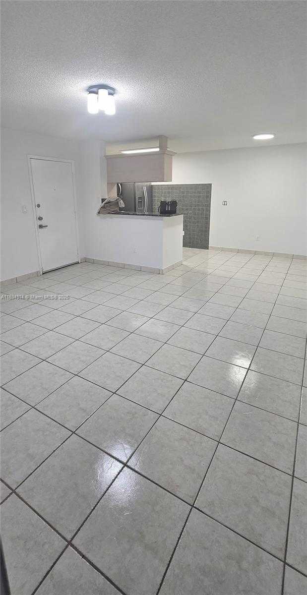 Small Image of 9723 HAMMOCKS BLVD #102, Miami Number 3