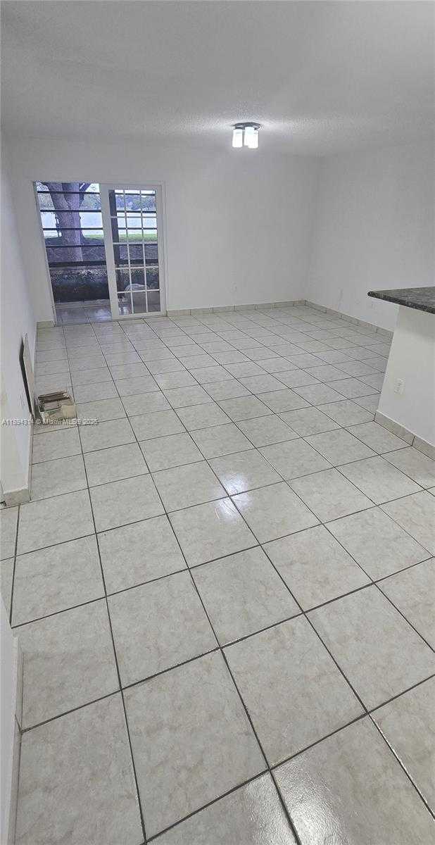 Small Image of 9723 HAMMOCKS BLVD #102, Miami Number 5