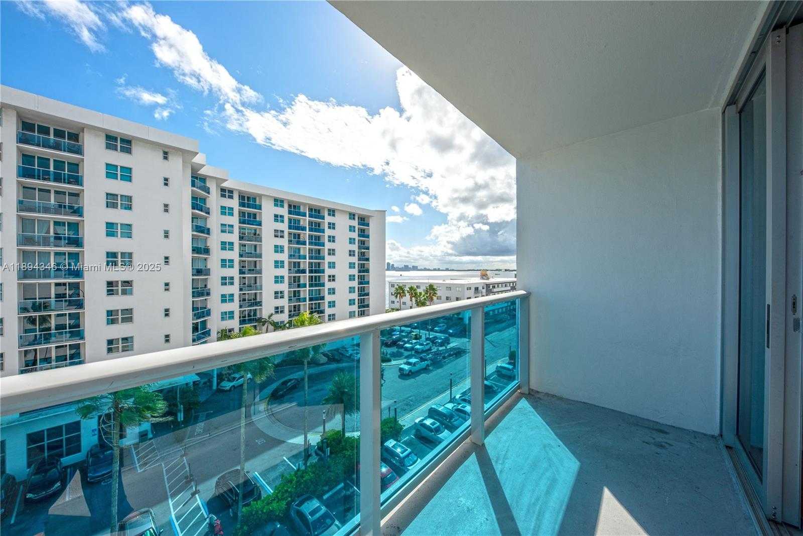 Small Image of 7501 EAST TREASURE DR #6A, North Bay Village Number 11