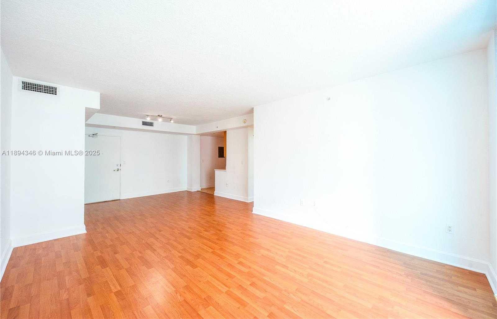 Small Image of 7501 EAST TREASURE DR #6A, North Bay Village Number 12