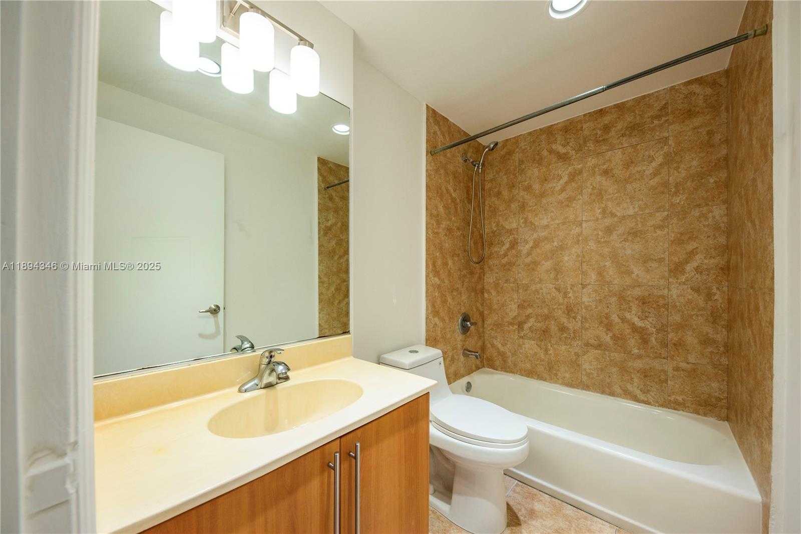 Small Image of 7501 EAST TREASURE DR #6A, North Bay Village Number 15