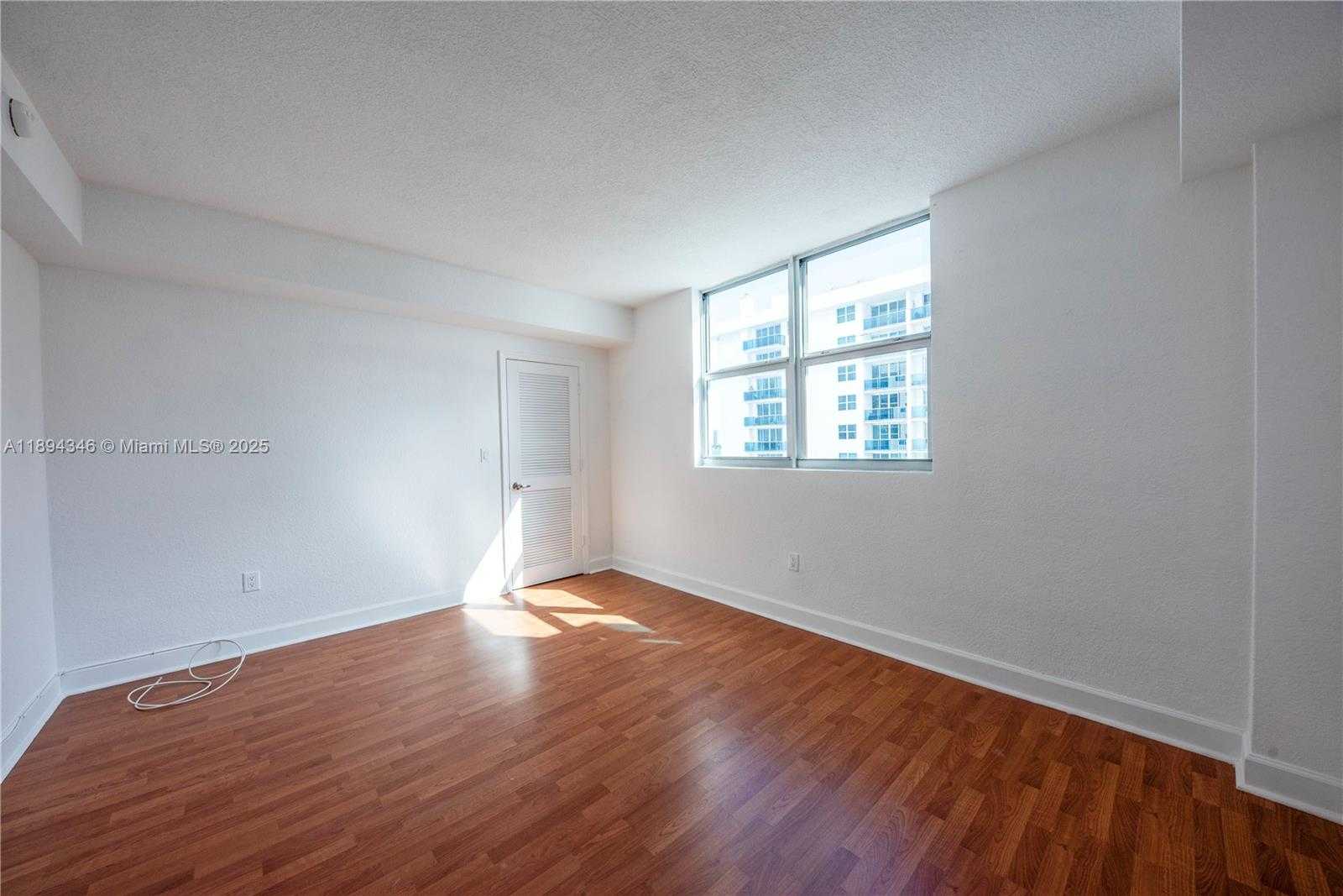 Small Image of 7501 EAST TREASURE DR #6A, North Bay Village Number 17