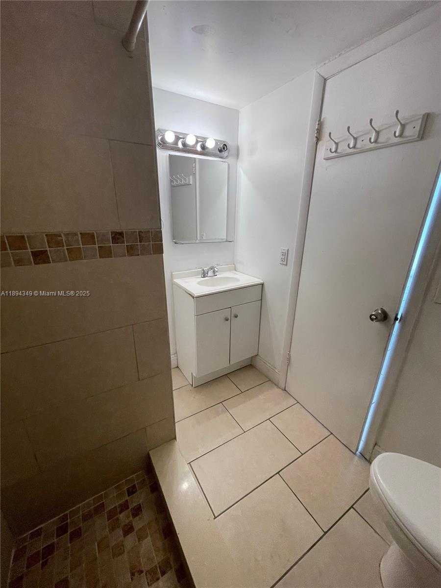 Small Image of 4721 NORTH WEST 7TH ST #101-12, Miami Number 19