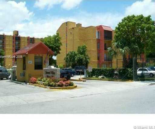 Small Image of 4721 NORTH WEST 7TH ST #101-12, Miami Number 26