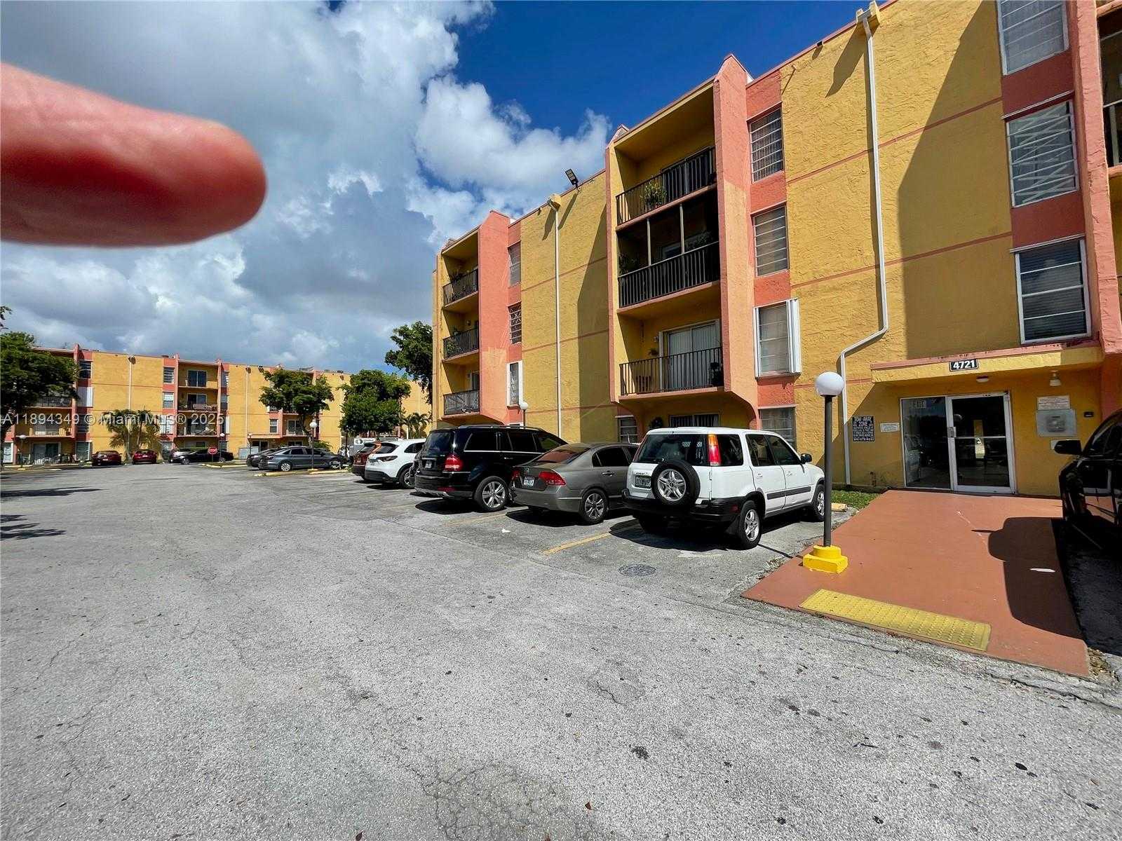 Small Image of 4721 NORTH WEST 7TH ST #101-12, Miami Number 36