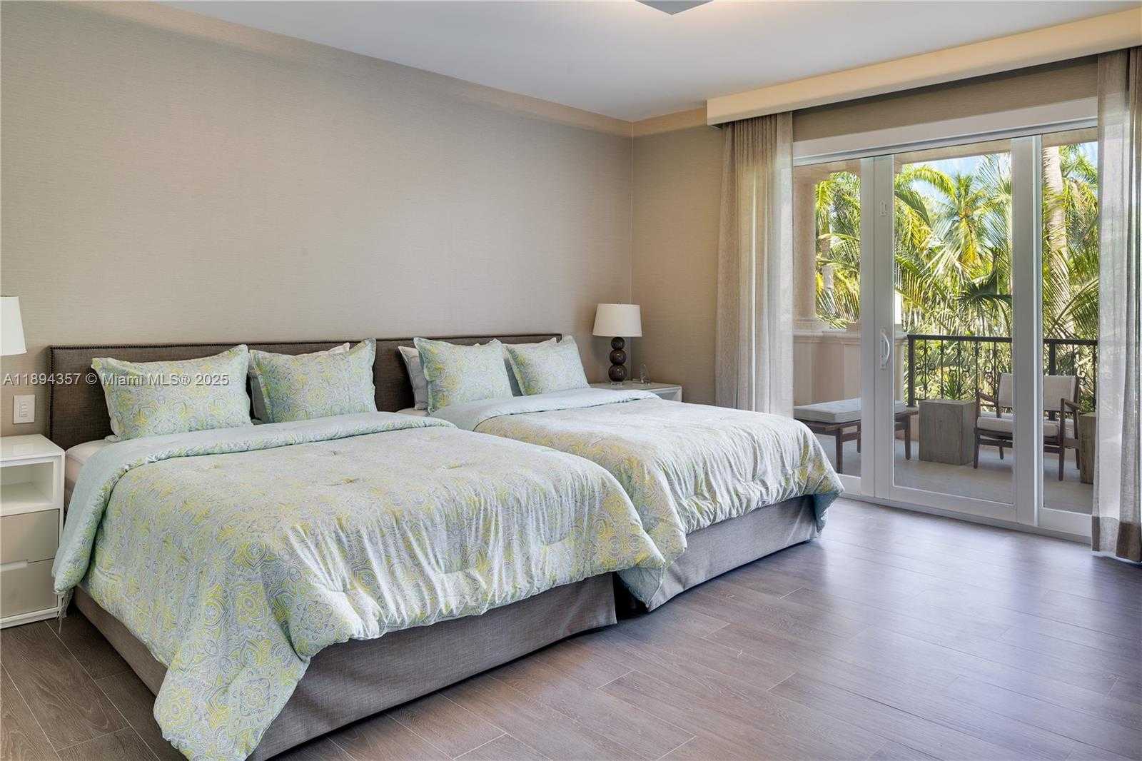 Small Image of 19222 FISHER ISLAND DR #19222, Miami Beach Number 8