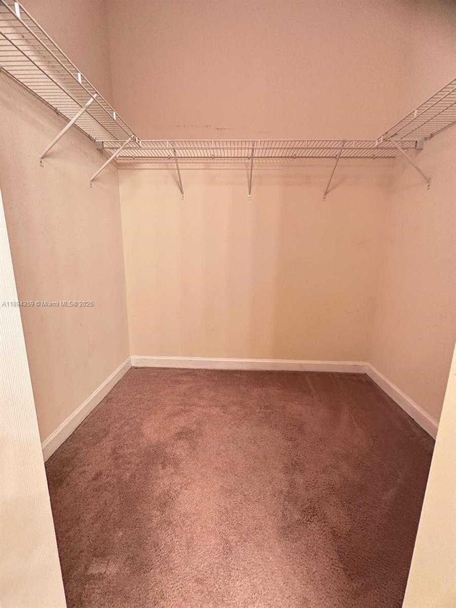 Small Image of 15290 SOUTH WEST 118TH TER #15290, Miami Number 20