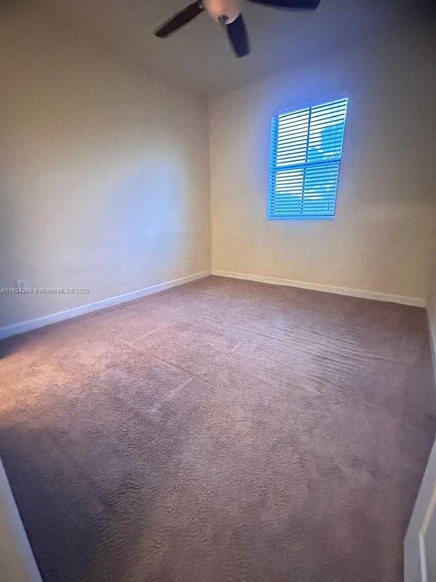 Small Image of 15290 SOUTH WEST 118TH TER #15290, Miami Number 23