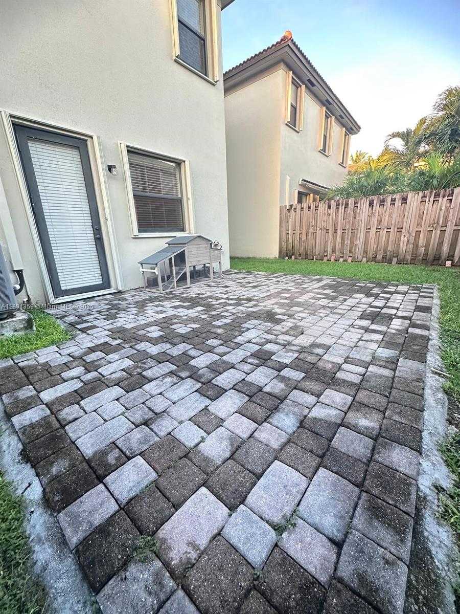 Small Image of 15290 SOUTH WEST 118TH TER #15290, Miami Number 28