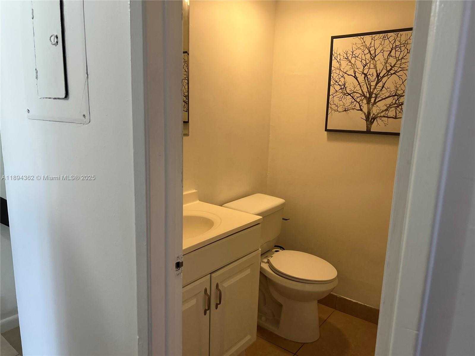 Small Image of 10060 NORTH WEST 9TH ST CIR #3, Miami Number 24