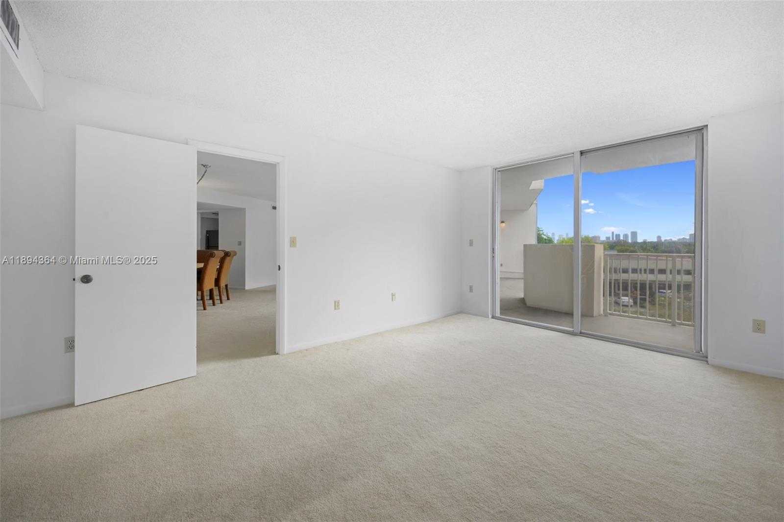 Small Image of 1300 Miami Gardens Dr, Miami Gardens, FL 33169, USA Number 14