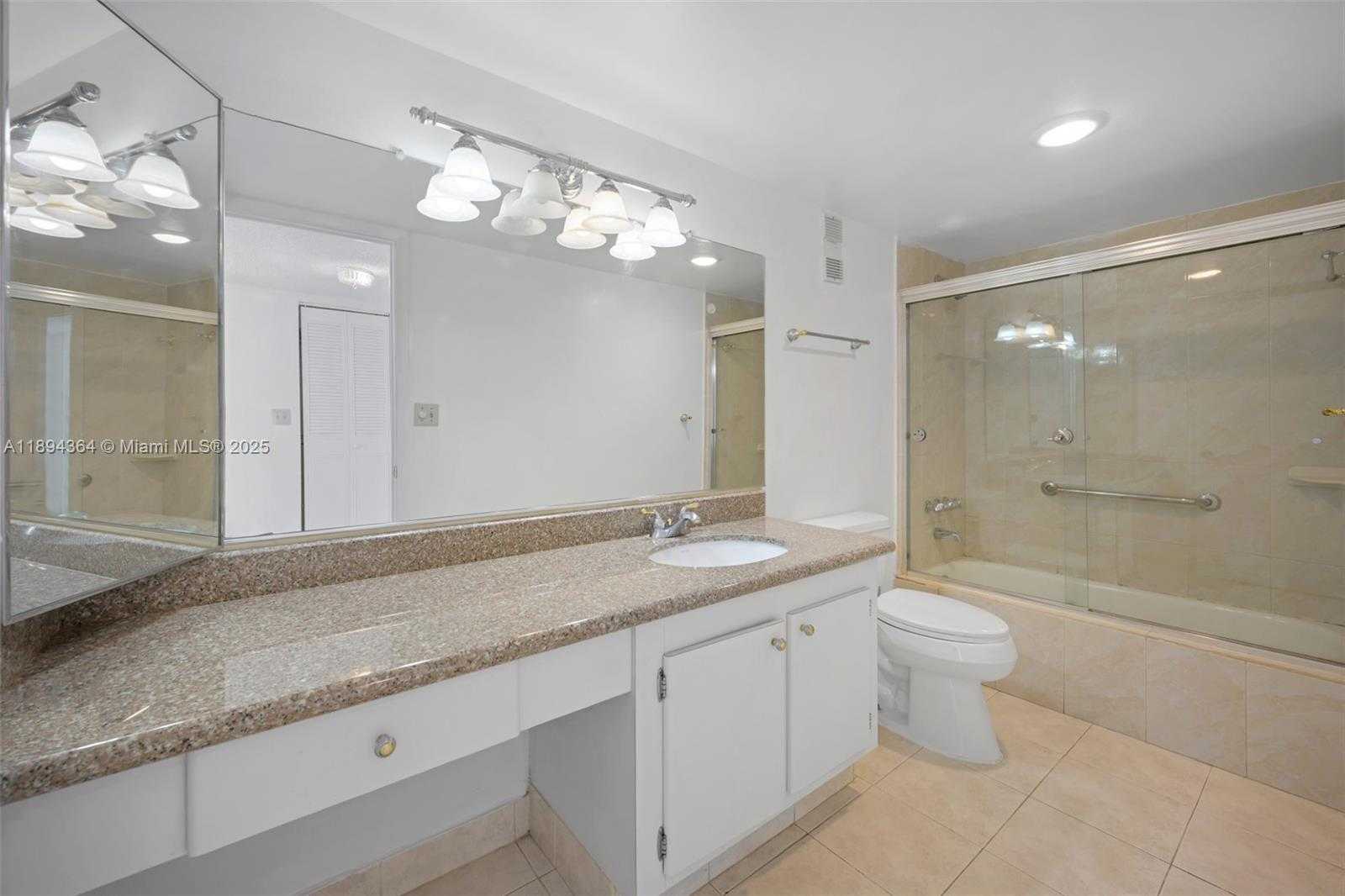 Small Image of 1300 Miami Gardens Dr, Miami Gardens, FL 33169, USA Number 16