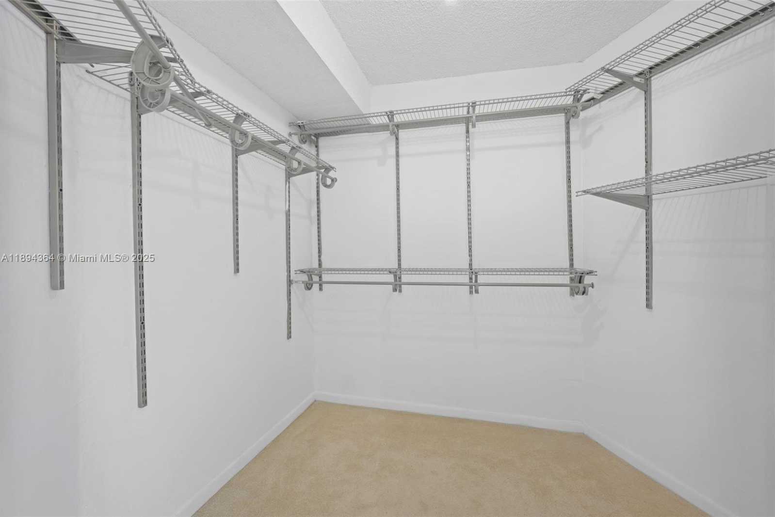 Small Image of 1300 Miami Gardens Dr, Miami Gardens, FL 33169, USA Number 18
