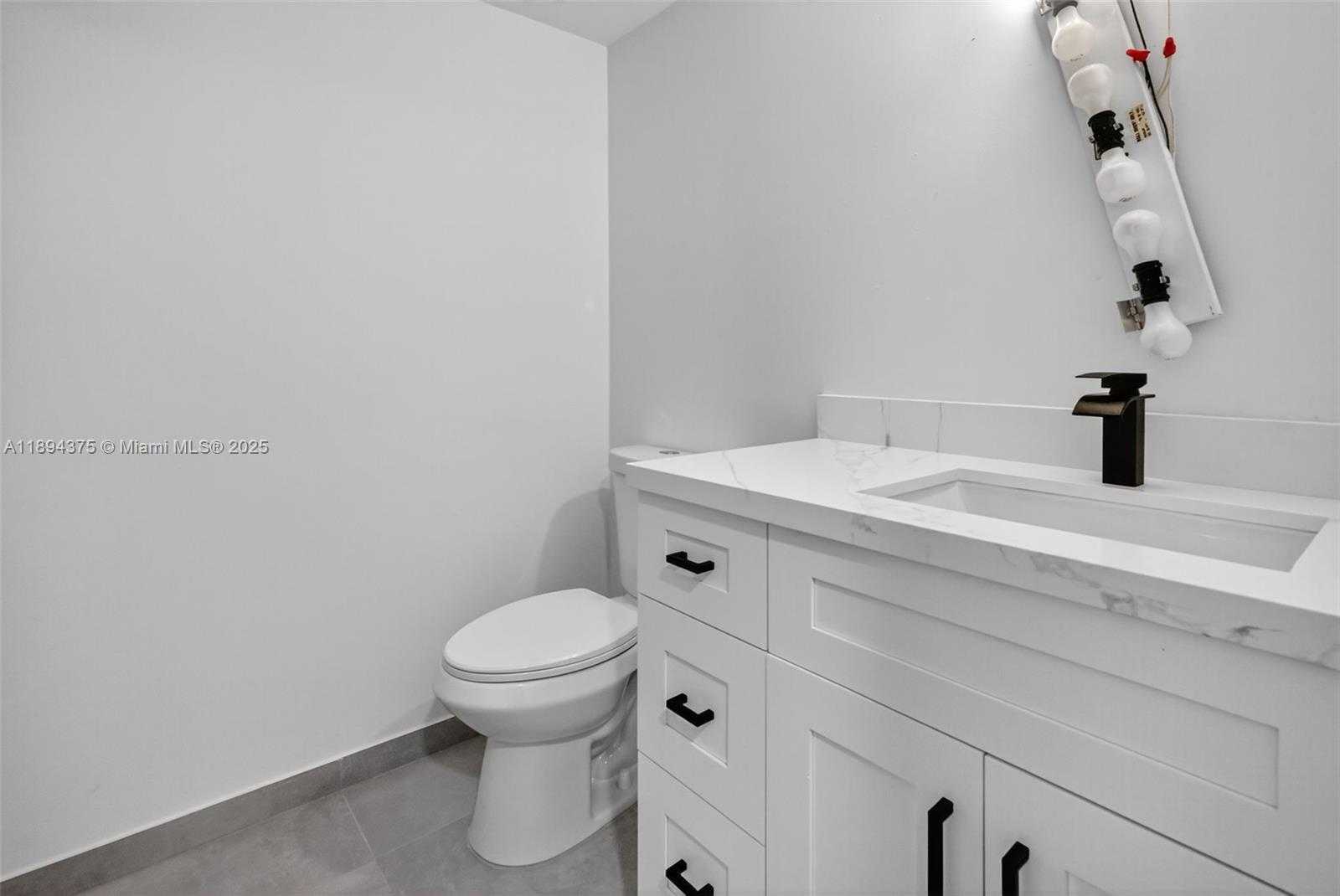 Small Image of 10233 NORTH WEST 9TH ST CIR #202-1, Miami Number 16