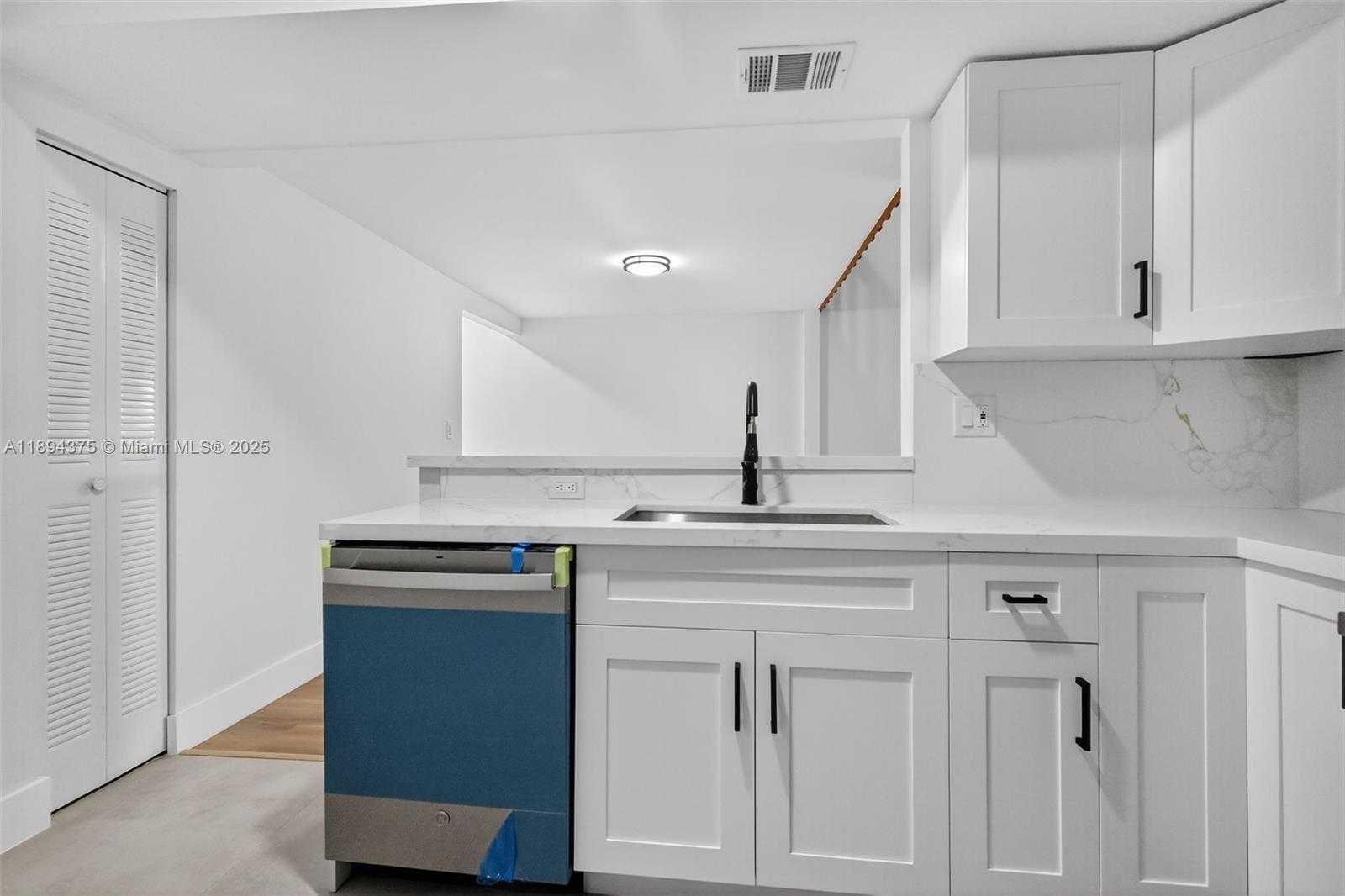 Small Image of 10233 NORTH WEST 9TH ST CIR #202-1, Miami Number 2