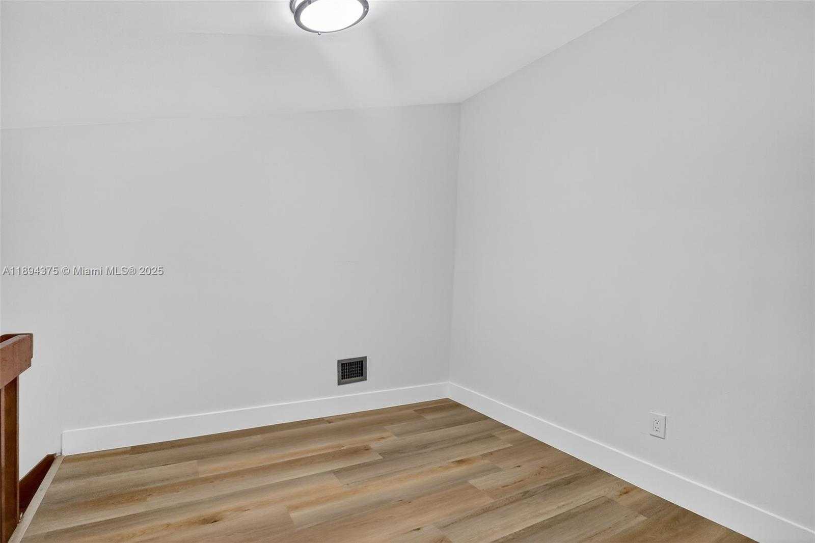 Small Image of 10233 NORTH WEST 9TH ST CIR #202-1, Miami Number 21