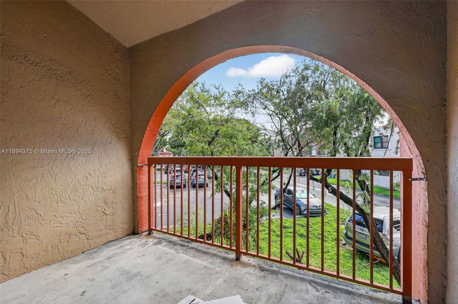 Small Image of 10233 NORTH WEST 9TH ST CIR #202-1, Miami Number 25