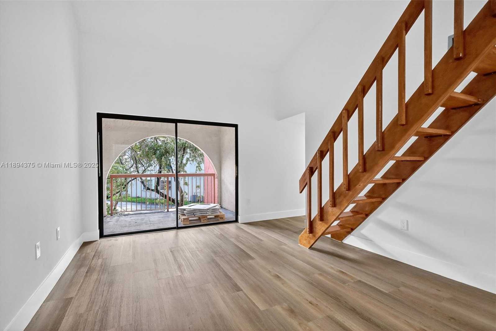 Small Image of 10233 NORTH WEST 9TH ST CIR #202-1, Miami Number 3