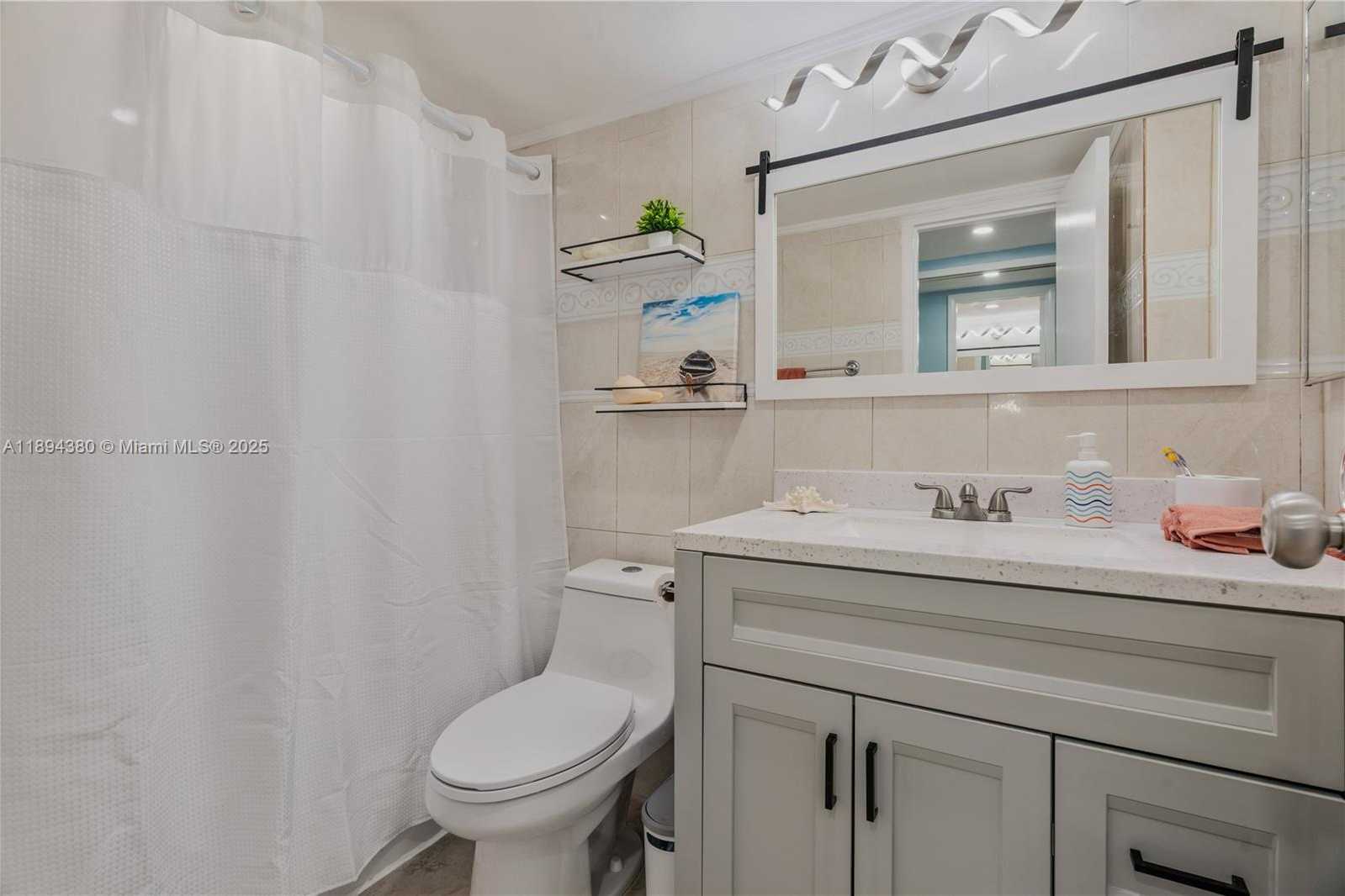 Small Image of 19201 COLLINS AVE #349, Sunny Isles Beach Number 26