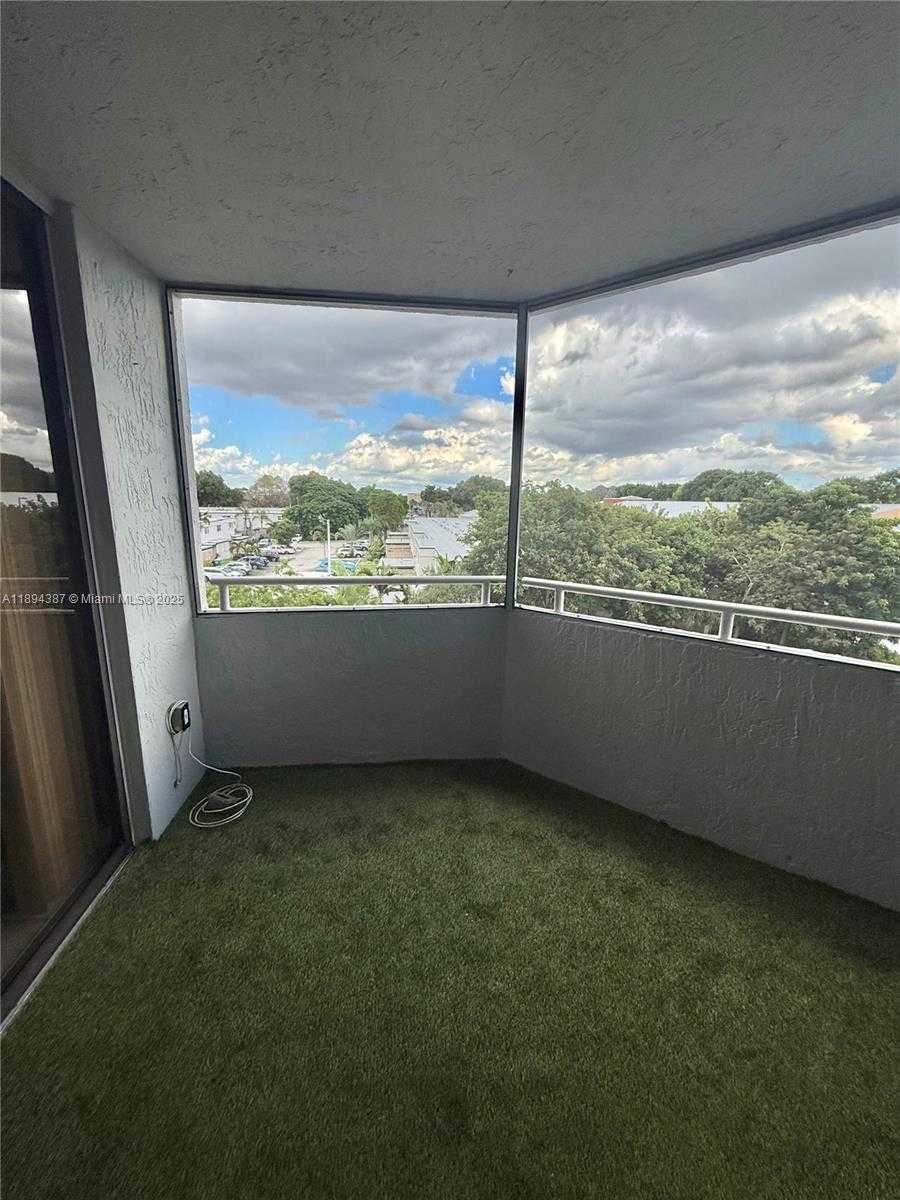 Small Image of 8215 SOUTH WEST 152ND AVE #G-405, Miami Number 12