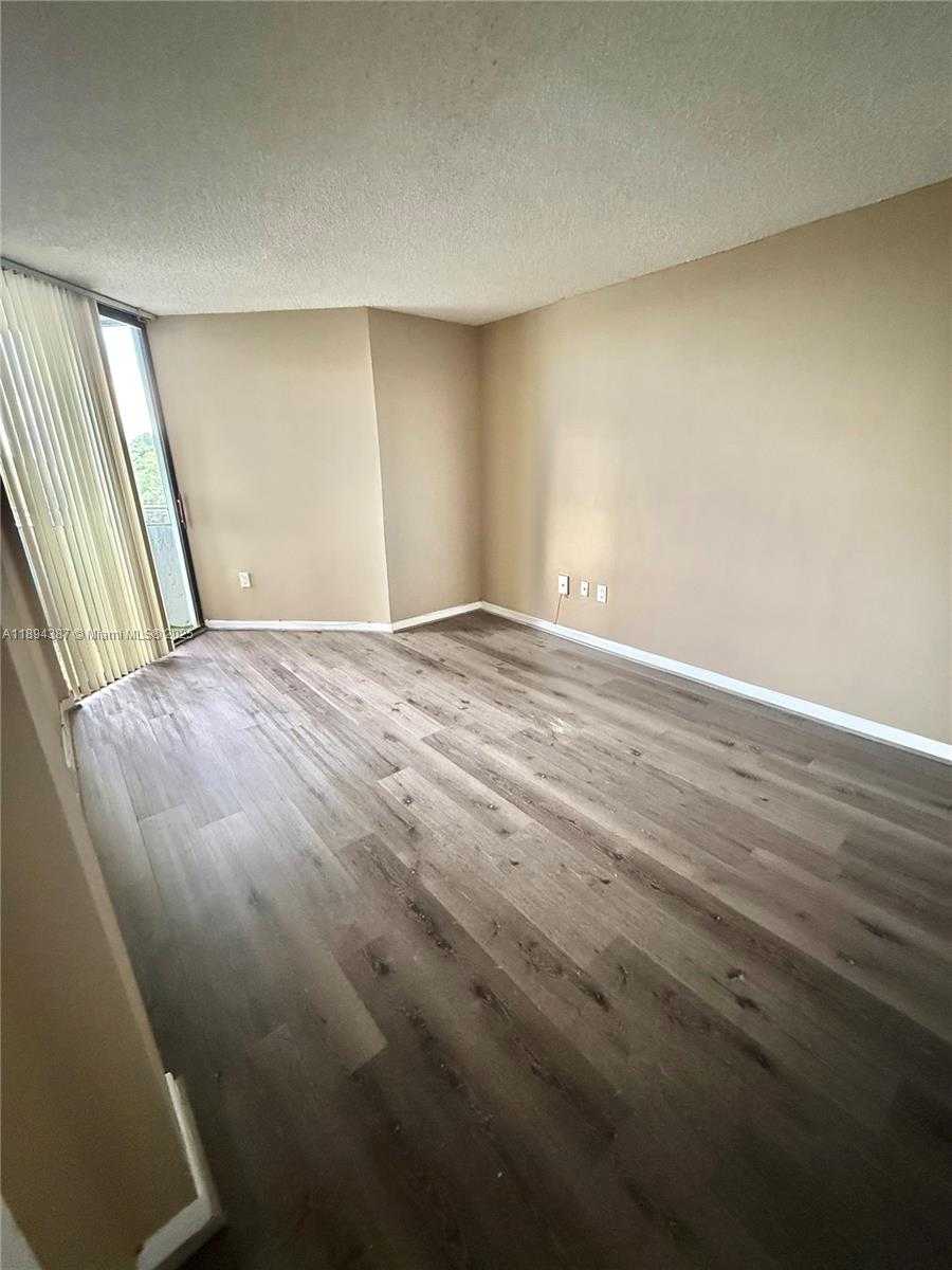 Small Image of 8215 SOUTH WEST 152ND AVE #G-405, Miami Number 7