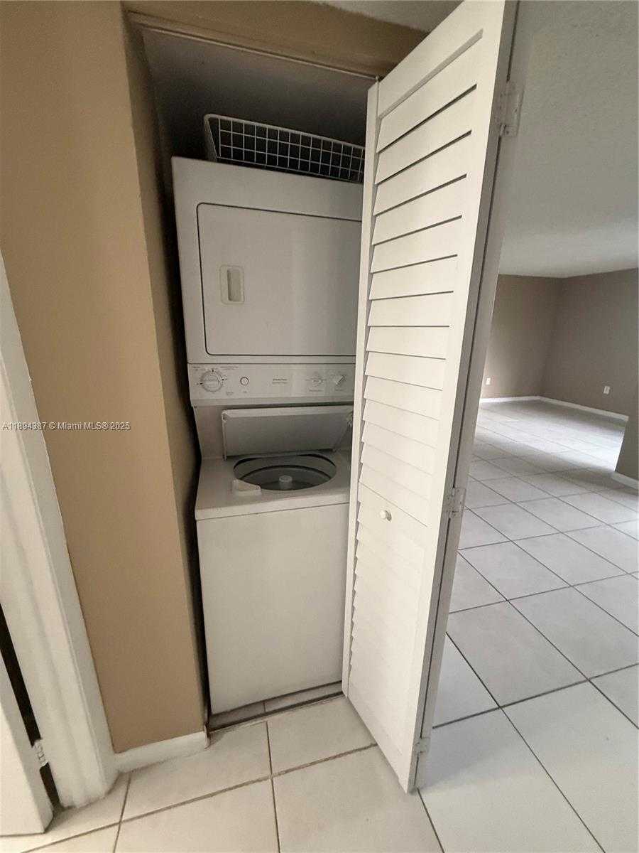 Small Image of 8215 SOUTH WEST 152ND AVE #G-405, Miami Number 9