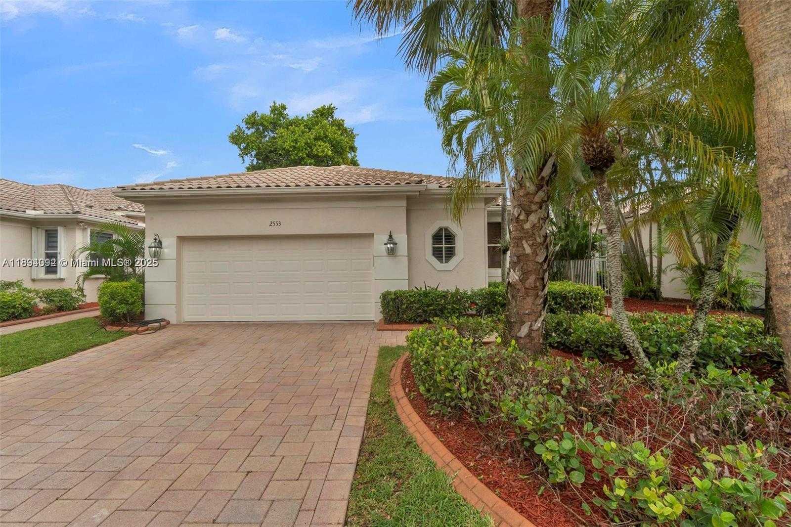 Small Image of 2553 BAY POINTE, Weston Number 2