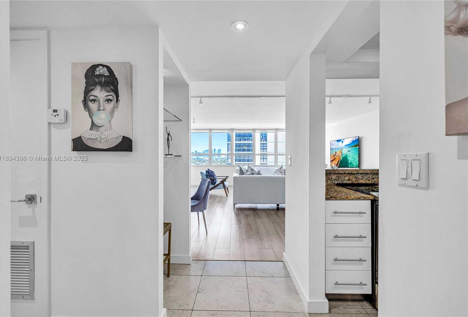 Small Image of 11 ISLAND AVE #1103, Miami Beach Number 21